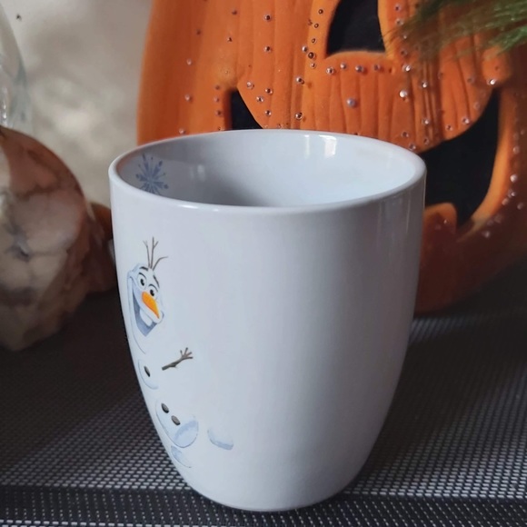 Olaf “Stir up some fun” coffee mug. - Picture 5 of 7